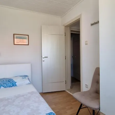 Korina Apartment *
